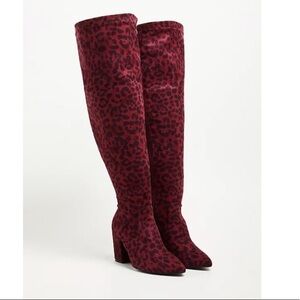 TORRID NWT OVER THE KNEE BOOT - FAUX SUEDE STRETCH BURGUNDY (WW)